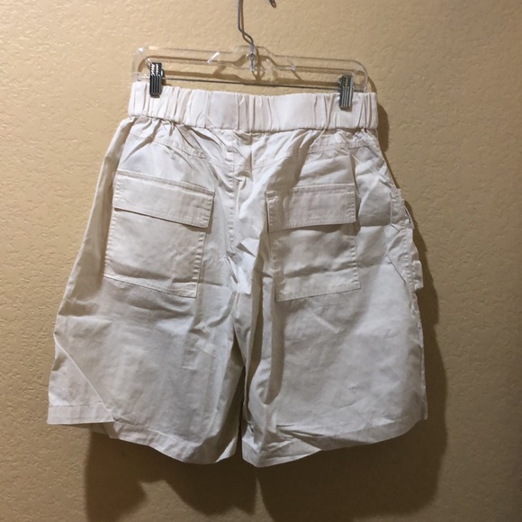 Urban Outfitters shorts. - Picture 2 of 6
